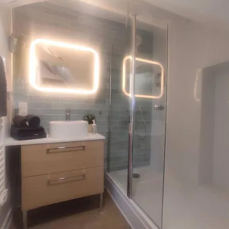 Equidia Compiegne Free Parking Wifi Self Check-in Daire *